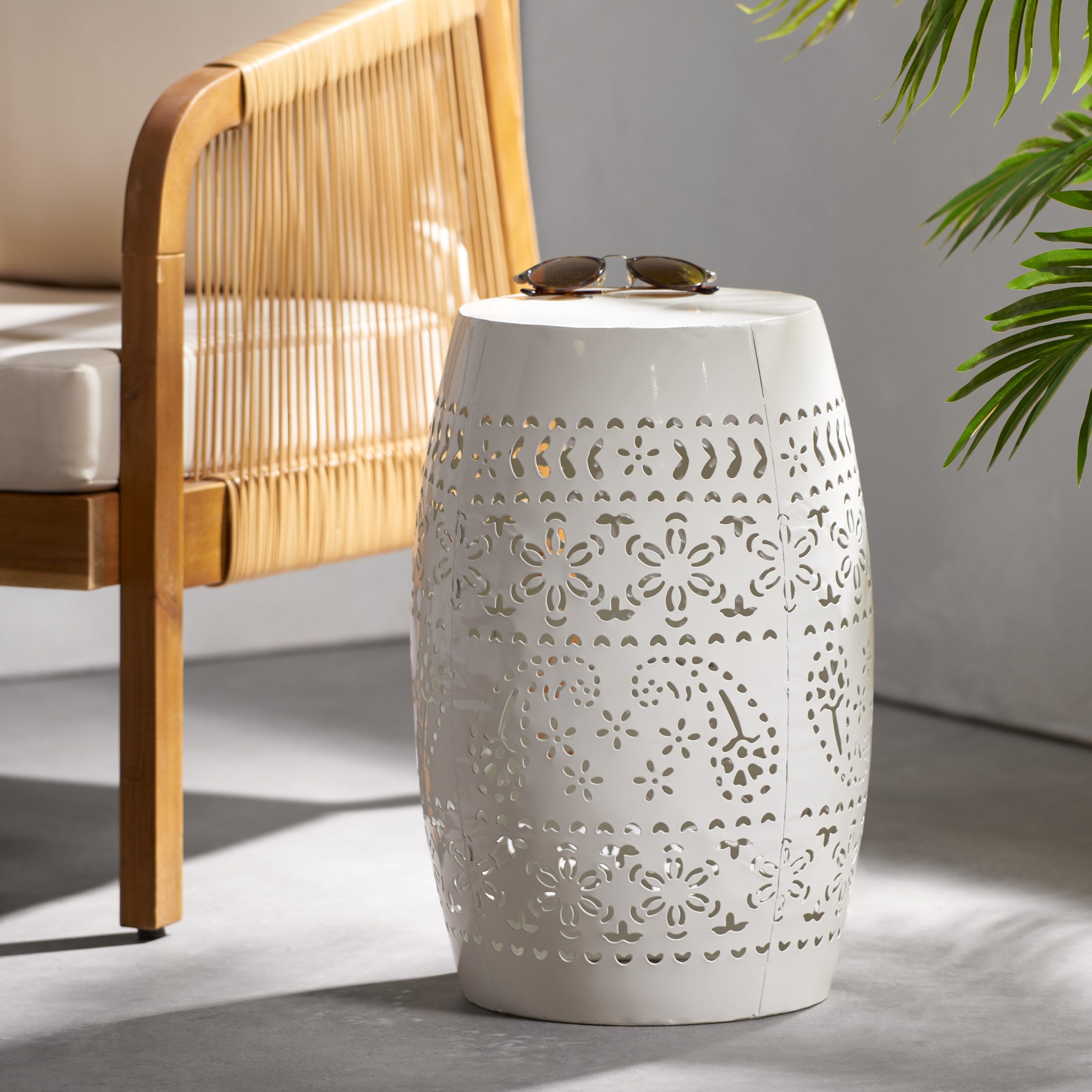 RUBY Side Table, Lace Cut Metal End Table for Outdoor & Indoor Use, Barrel Shape Accent Table with No Assembly Needed for Garden, Patio, Living Room, Backyard Decor,White Color