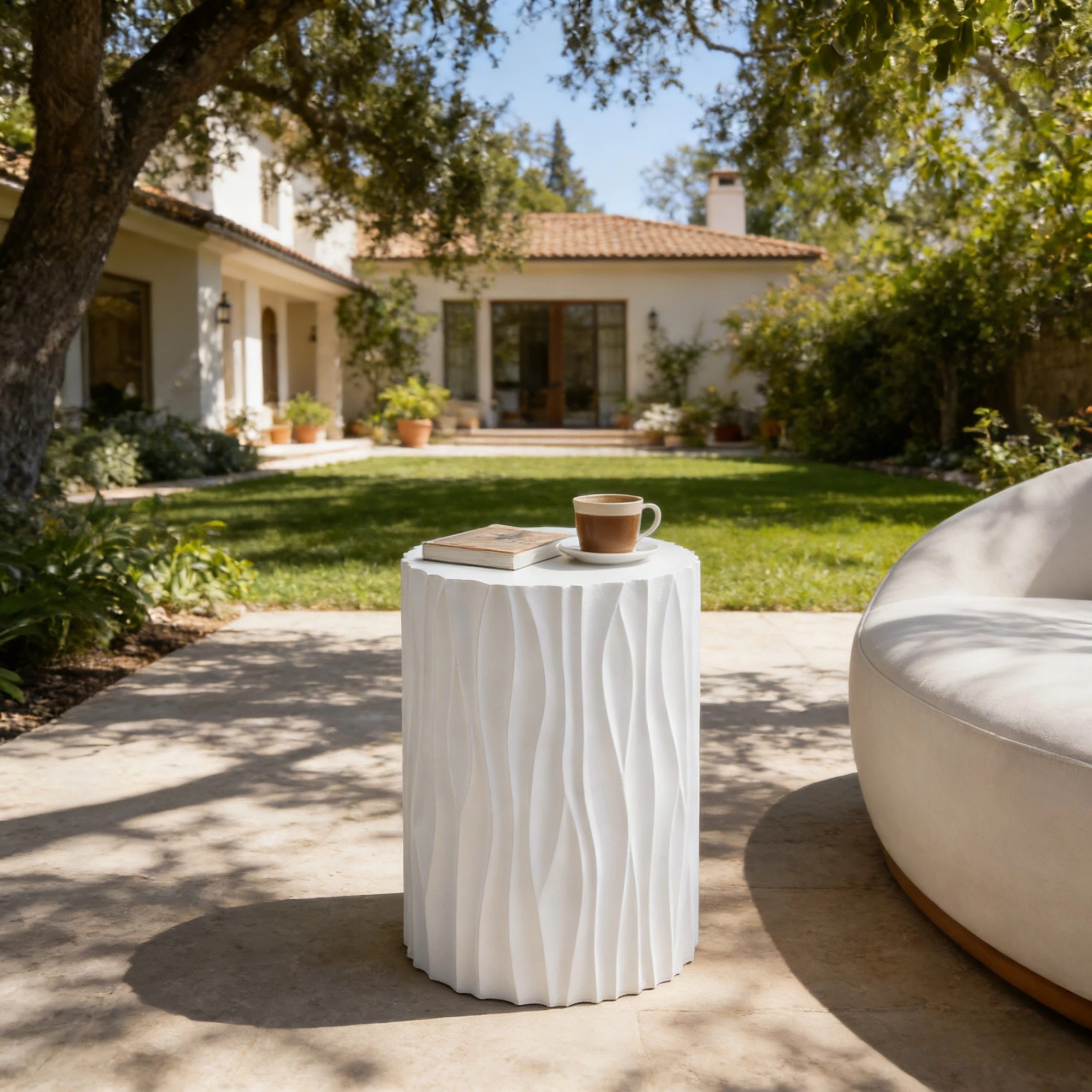 Modern White Outdoor Side Table with Wavy Fluted Design – 15.75″ Round, 21.97″ H, MGO Material, 66 lbs Capacity, Assembly-Free for Patio, Garden, or Balcony