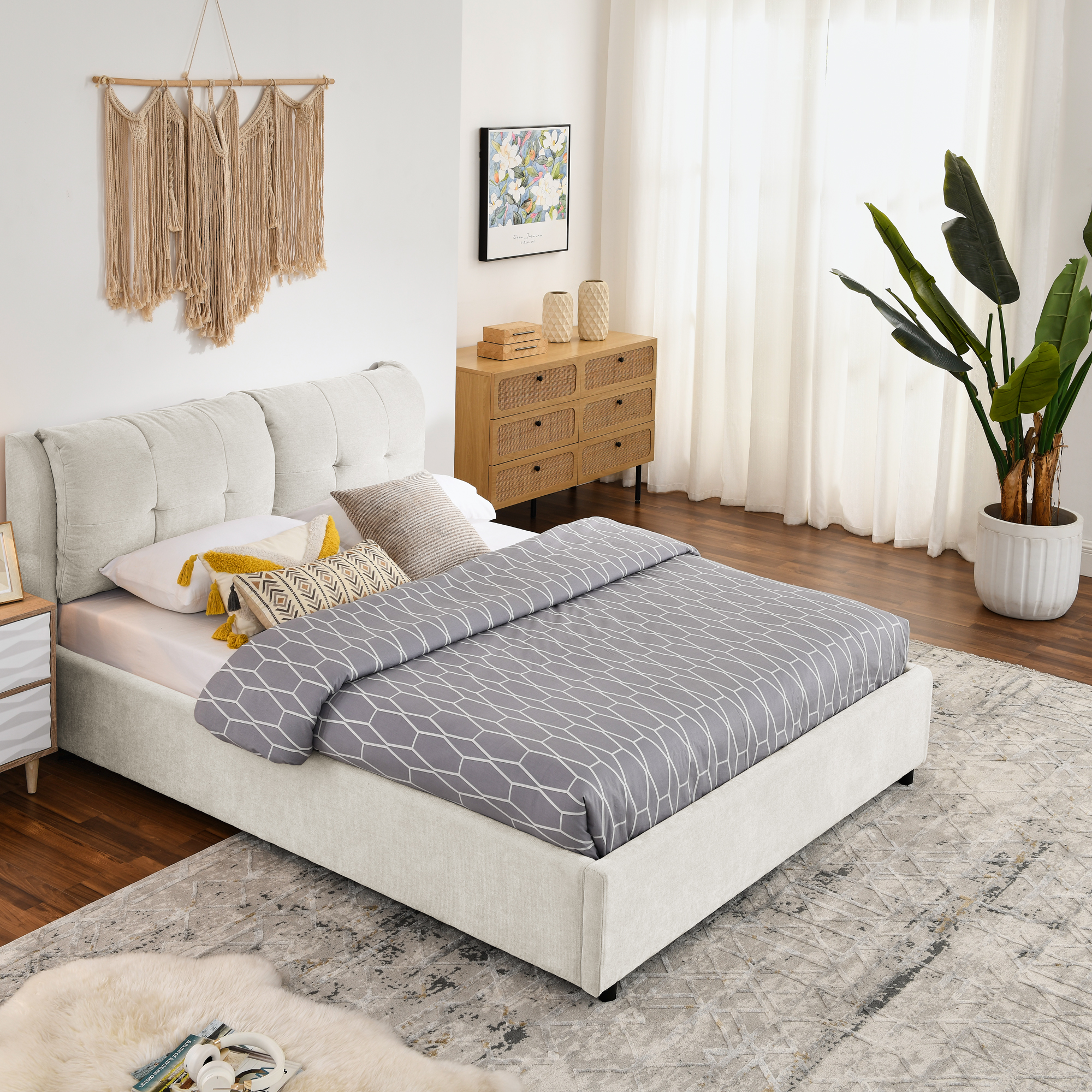 Queen Size Storage Upholstered Hydraulic Platform Bed with Integrated Headboard, Chenille Fabric, Beige - Image 2