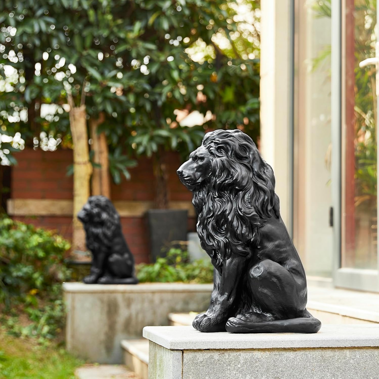 20.5" Lion Statue, Resin Outdoor Guardian Sculpture, Simulated Animal Decor for Villa, Garden, Park & Resort, Patriotic Independence Day Decoration for Home & Courtyard - Image 3