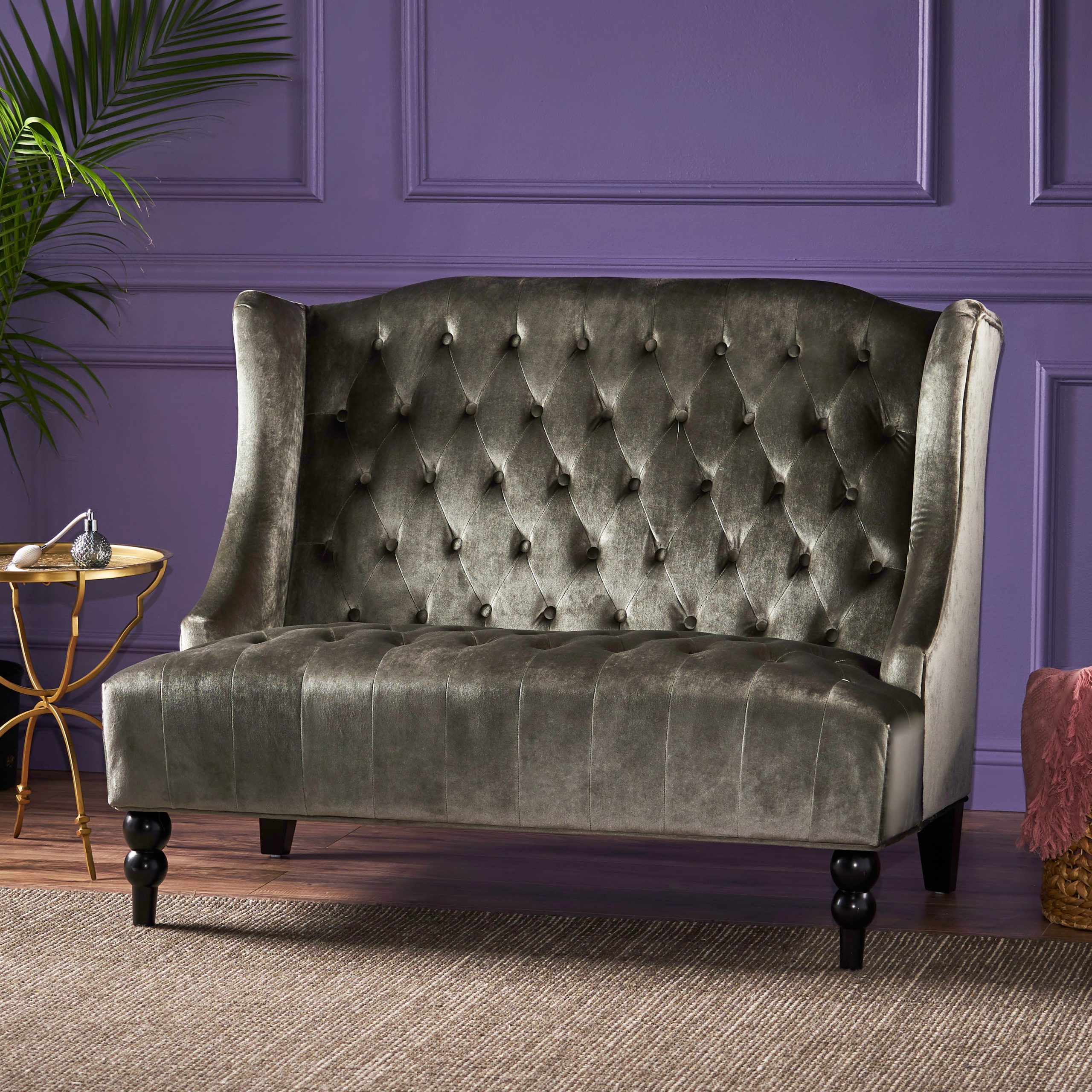 LOVESEAT - Image 4