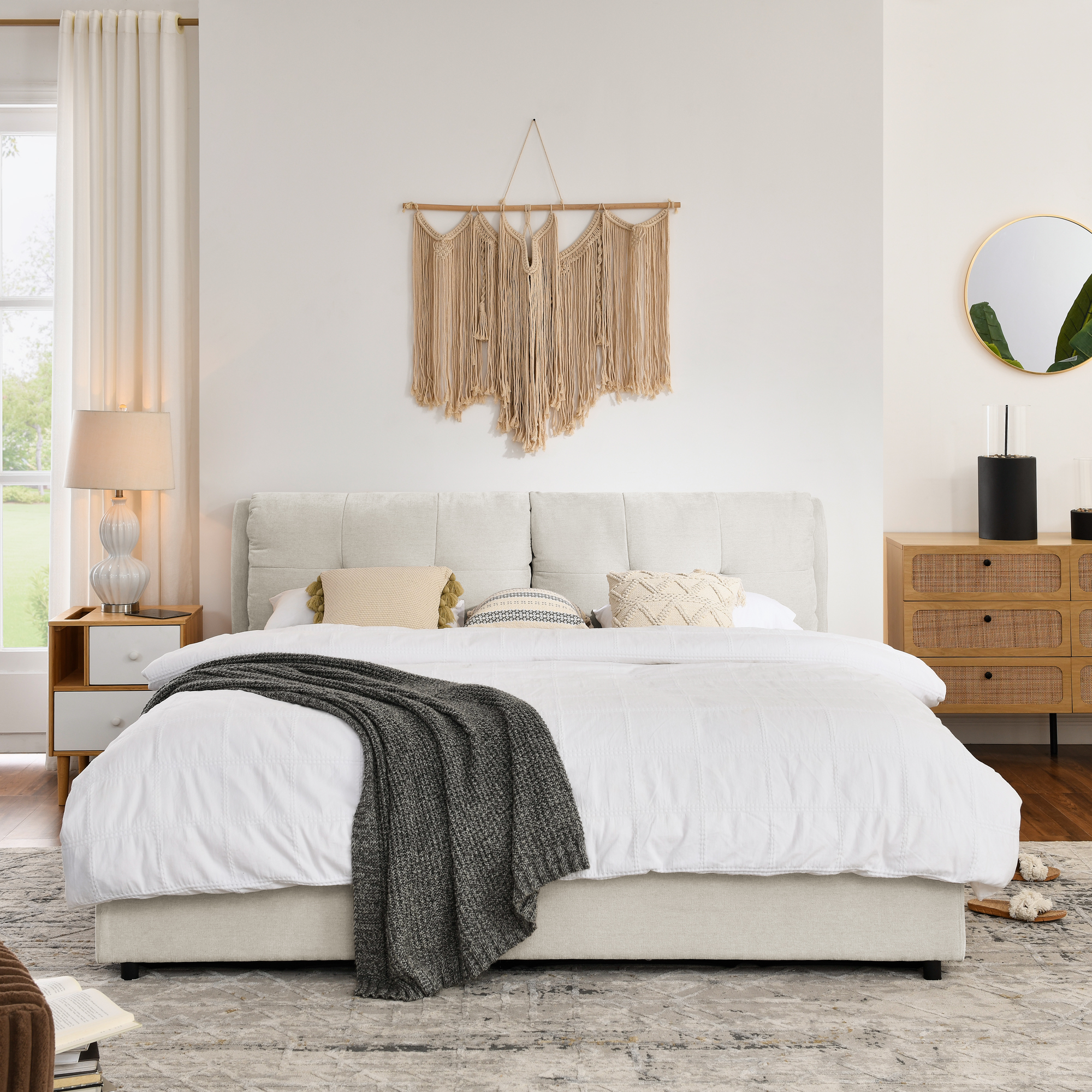 King Size Storage Upholstered Hydraulic Platform Bed with Integrated Headboard, Chenille Fabric, Beige - Image 5