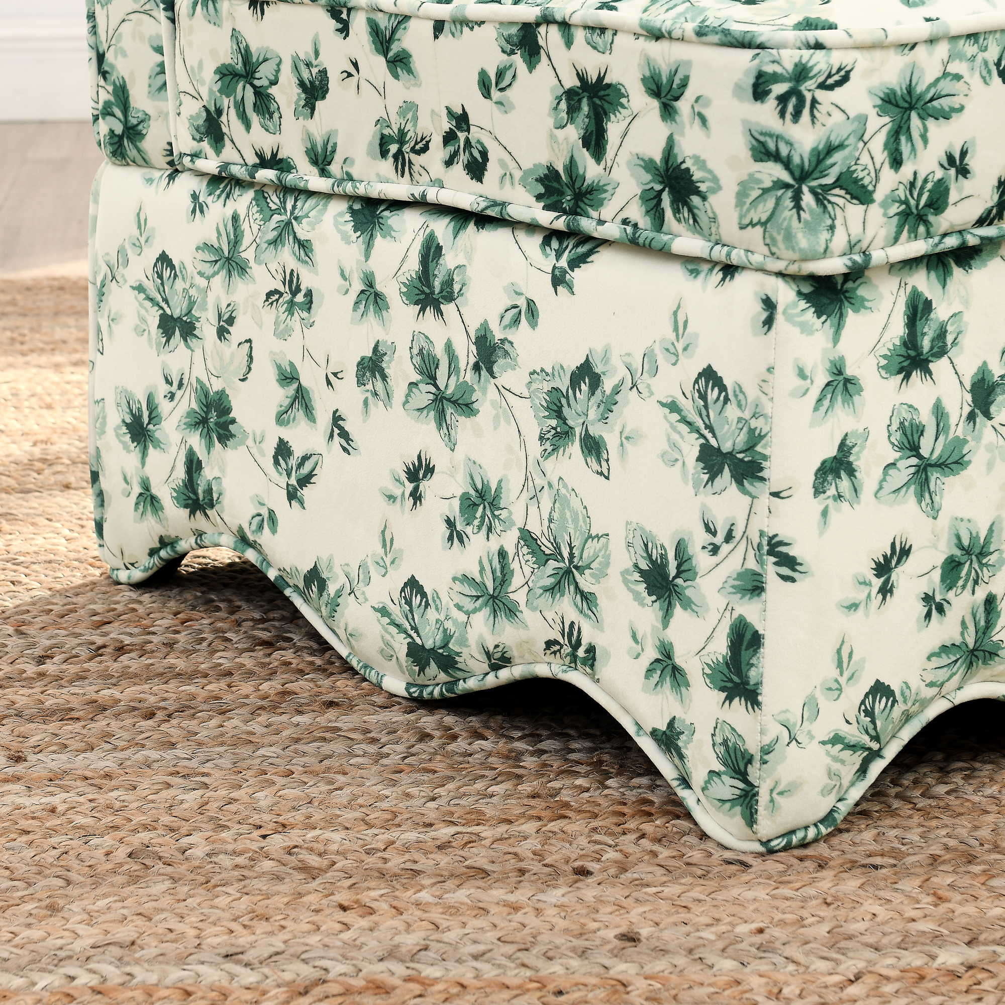 Flannel single dining chair with soft seat cushion and backrest, no armrests, matching pillow can be used as waist cushion, this dining chair can be used in the living room - GREEN - Image 6