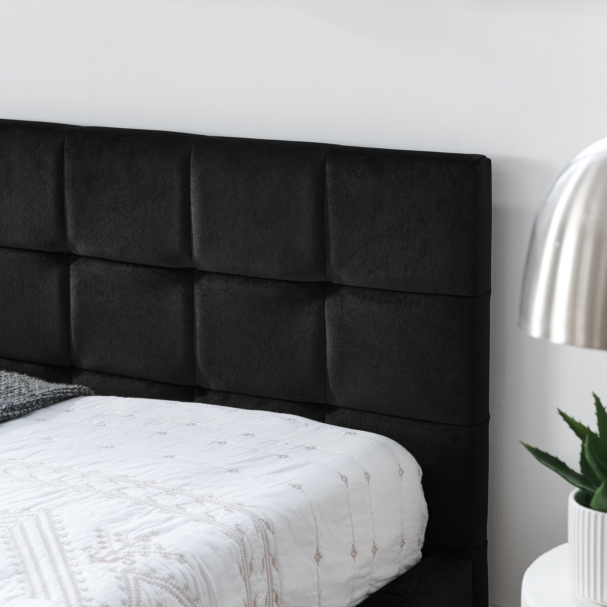 Queen Size Upholstered Tufted Bed Frame, Sofa Bed Frame with Comfortable Backrest and Armrests, Queen Size Bed for Bedroom, Living Room,Velvet, BLACK(85.5''*64.5''*30.5'') - Image 6