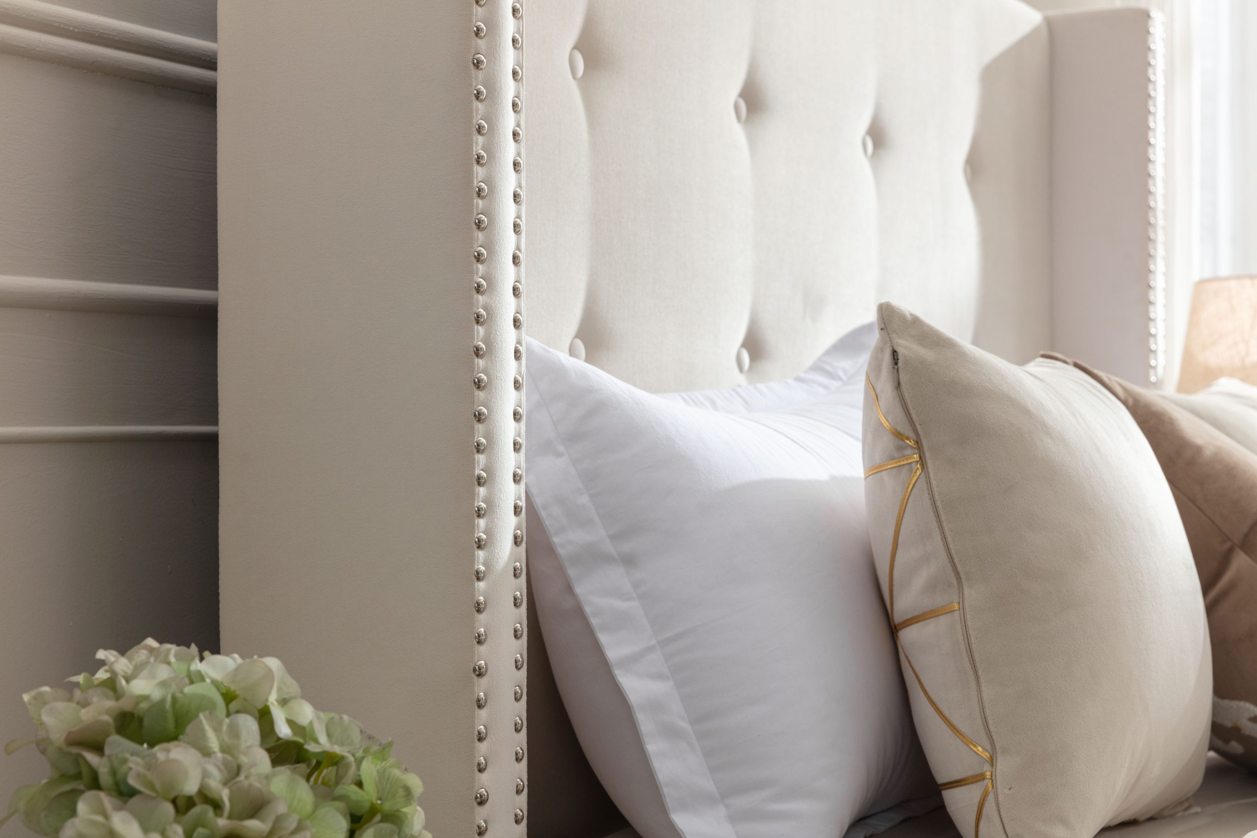 Peyton Upholstered Queen Bed / 54" High Headboard / Traditional Hand Buttoned Tufting / Nailhead Trim Wingback / No Box Spring Needed / Easy Assembly / Ivory Velvet - Image 4